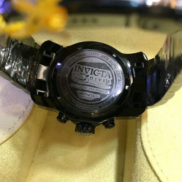 New Invicta black Ion-plated stainless watch - Picture 2 of 7